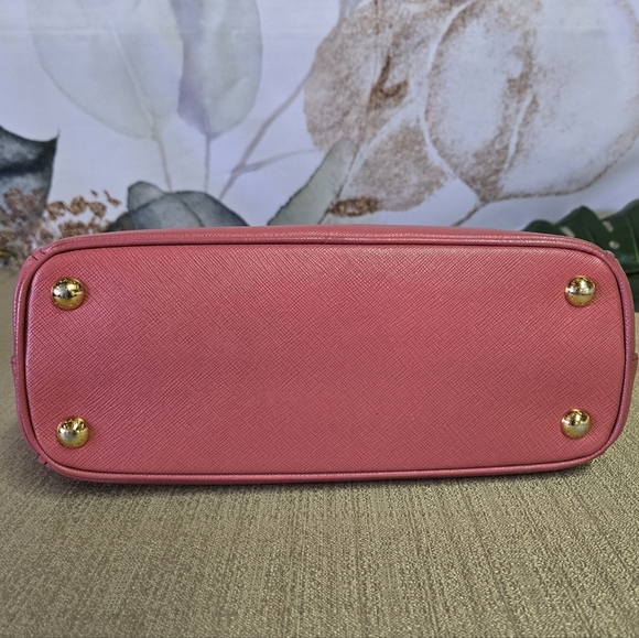 PRADA | Authentic Saffiano Lux Leather Galleria Double Zip in Pink sz S (10") - Picture 3 of 16